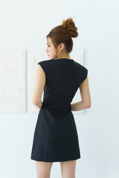 Urban Chic Dress (Black)