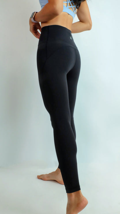 Saoirse Pant (Black)